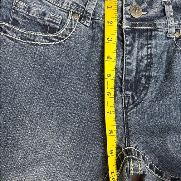 Women’s Size 6 Average Blue Straight Leg Jeans Roz & Ali Blue Jeans Light Washed - Picture 10 of 10